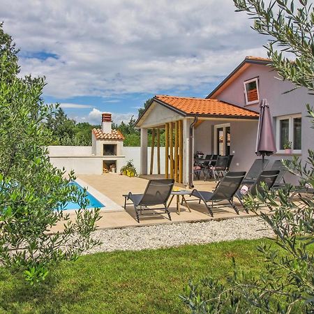 Natascha In Pamici - Haus Fuer 6 Personen Villa Žminj Екстериор снимка