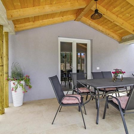 Natascha In Pamici - Haus Fuer 6 Personen Villa Žminj Екстериор снимка